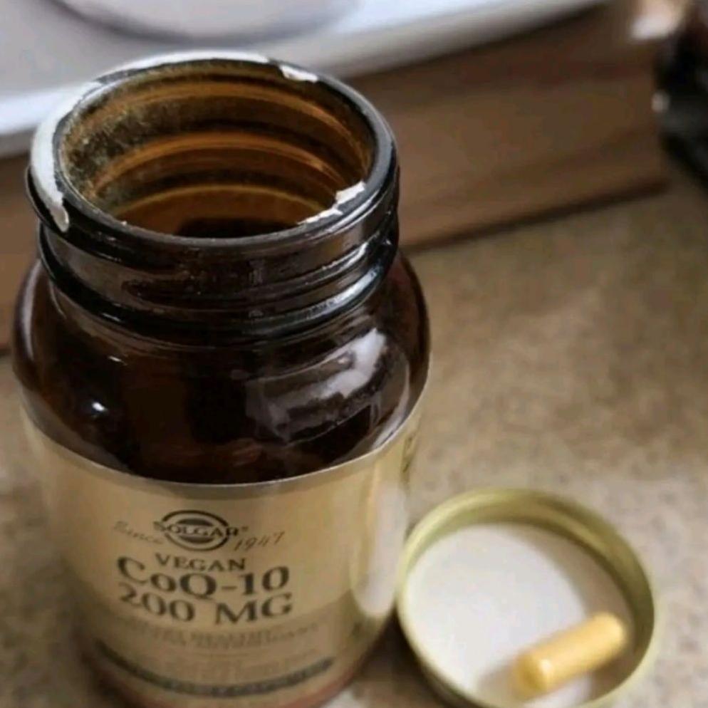 Solgar Vegan Coq-10, 200 Mg, 60 Vegetable Capsules Coq10 Heart Healthy, Protective Antioxidant Origi