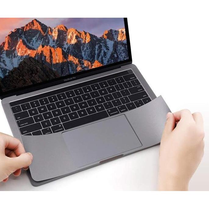 Palmguard Macbook Pro 13" M2 2022/M1 2020 Stiker Cover Macbook Premium
