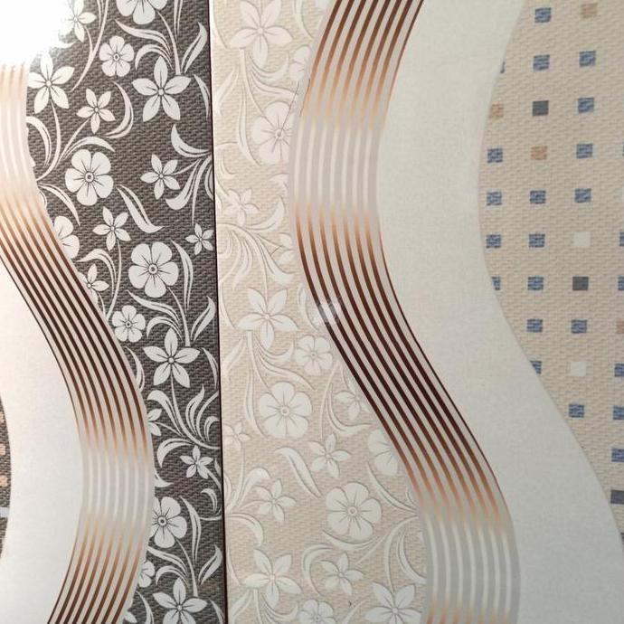 KERAMIK DINDING 25X40 MOTIF SALUR BUNGA HITAM CREAM COKELAT KW 1