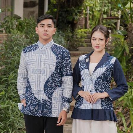 BATIK TRUSMI Kemeja Lengan Panjang Reguler Batik Pria Atasan Pria Batik Motif Alankara KBT