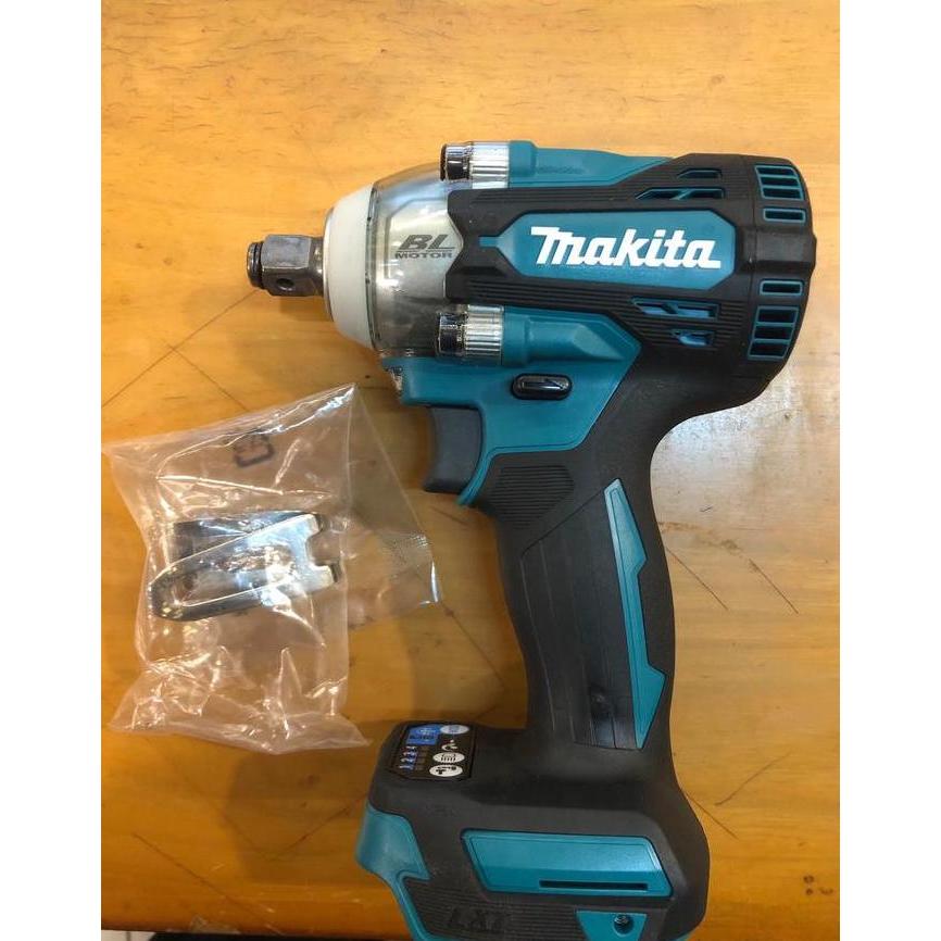 Promo mesin impact wrench cordless makita DTW300Z Diskon