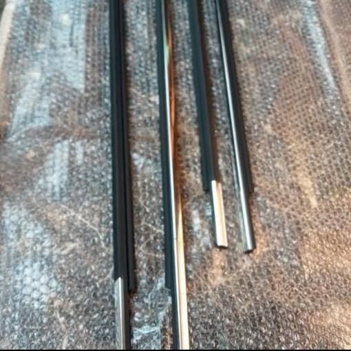 Pelipit Kaca Toyota Ist Sett 4 Pintu