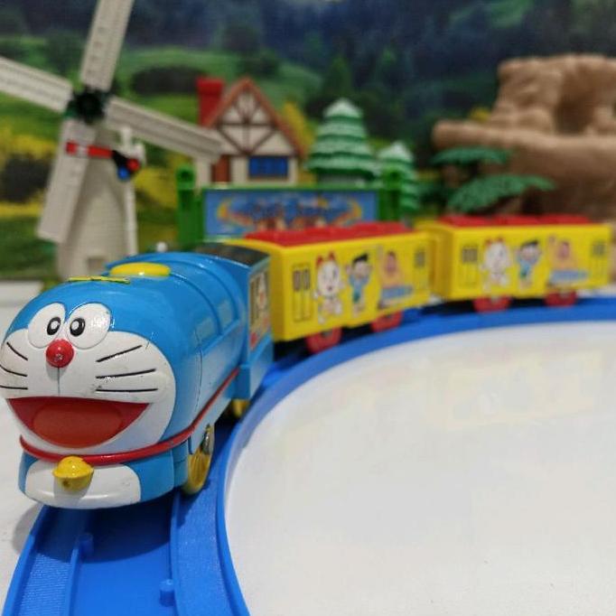 Takara Tomy Kereta Plarail Doraemon Series