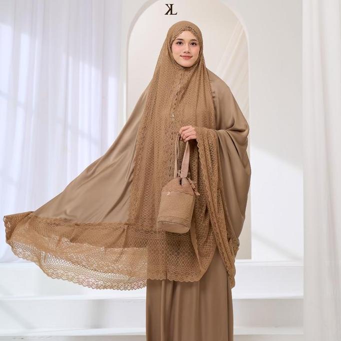 Kallia Label Luma Prayer Robe by Kallia | Mukena Mahar | Packaging with Box