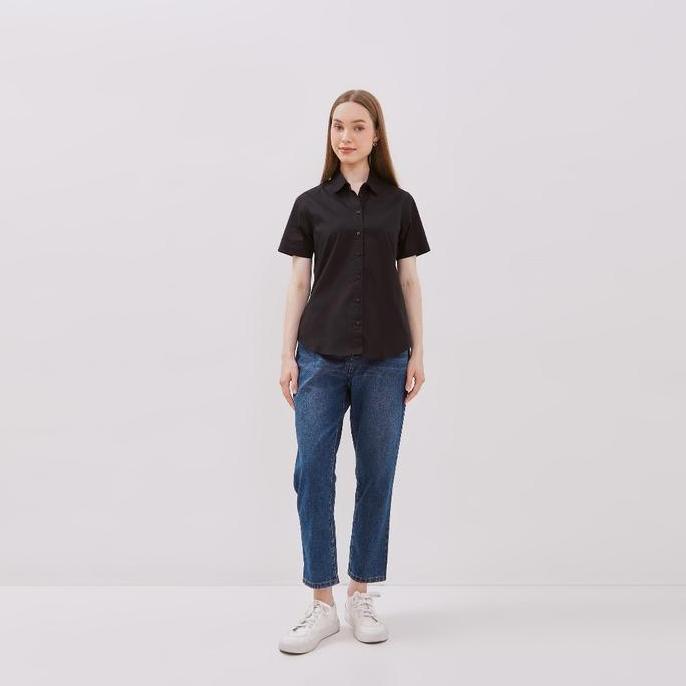 C2 Elaine Black Kemeja Casual Wanita