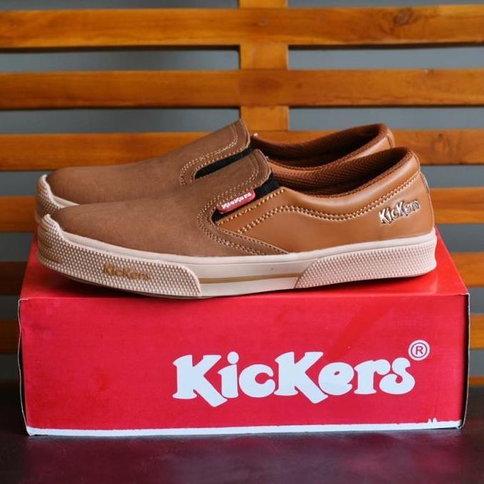 FREE ONGKIR SEPATU KICKERS MX ONE SLIP ON SLOP HITAM COKLAT TUA TAN CASUAL SANTAI PRIA KERJA SEKOLAH
