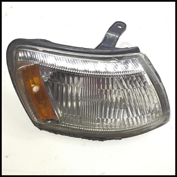 GRATIS ONGKIR LAMPU SEN SEIN DEPAN KANAN TOYOTA CORONA ABSOLUTE ST191 (FR) 