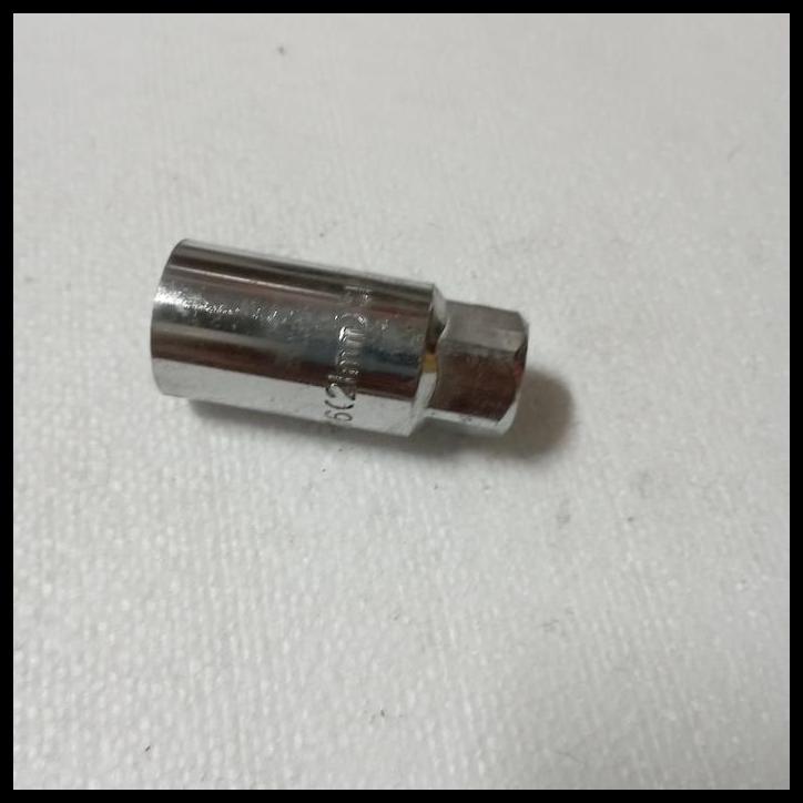 DISKON MATA KUNCI SOK BUSI KUNCI SOK BUKA BAN MOBIL 21MM 