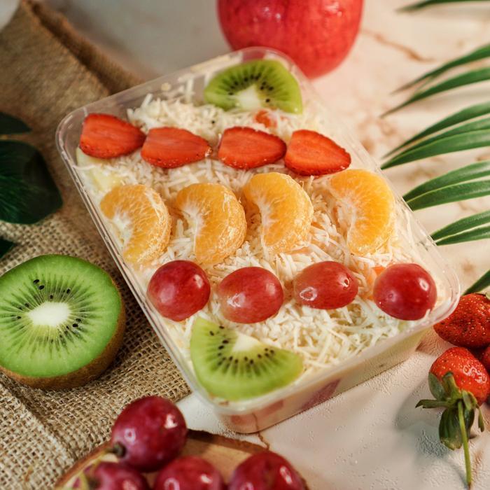 Salad Buah Keju 650 Ml Terbatas