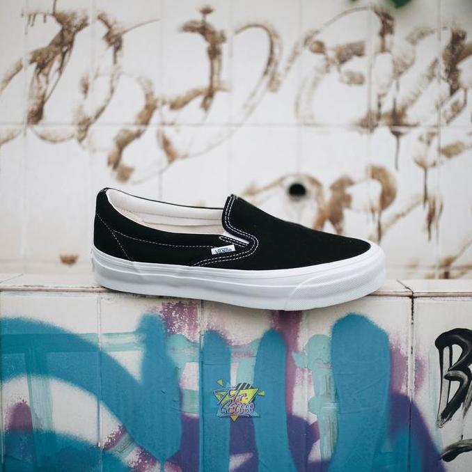 VANS SLIP ON OG BLACK WHITE 2020
