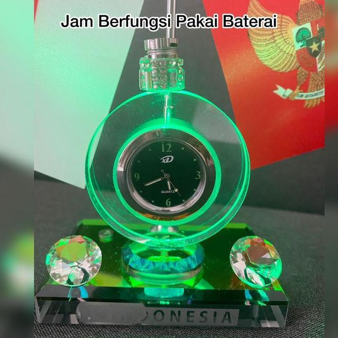 Parfum Mobil  Motif Jam Crystal Led Car Perfume Pajangan Dashboard Mobil