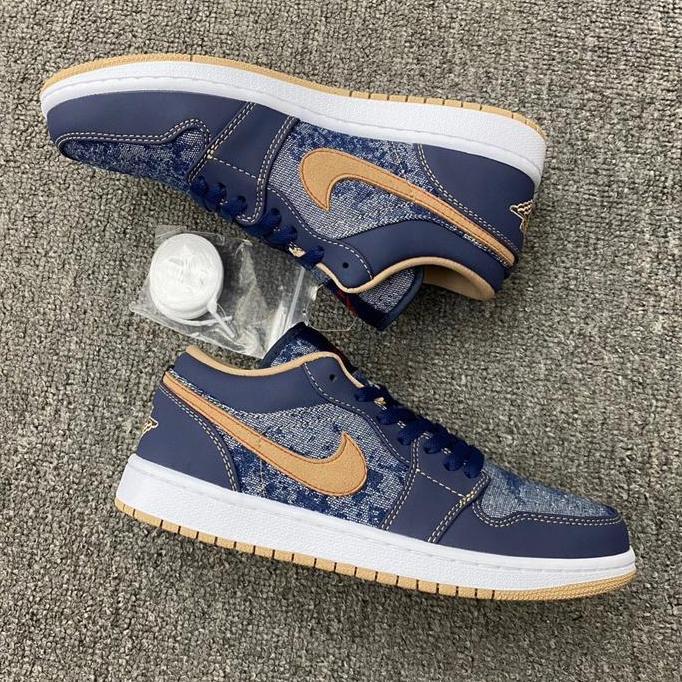 Sepatu Nike Air Jordan 1 Low SE Denim 100% Authentic