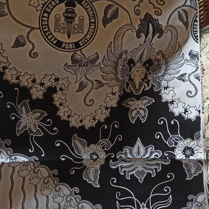 Kain Batik PGRI Bahan Katun dan Polyester Seragam Guru Pria dan Wanita