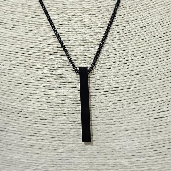 Cod,Bisa- Kalung  Liontin Balok Titanium  Laki-Laki