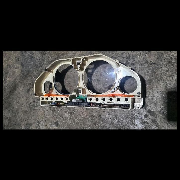 HOT DEAL COVER SPEEDOMETER BMW E30