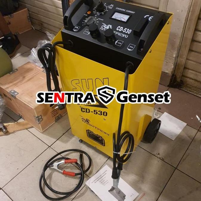 Charger Aki / Battery Charger MAXTRON 80 Ampere CD 530