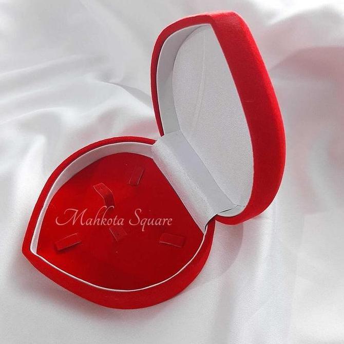 Kotak Perhiasan Love Bludru Box Jewelery 1 Set Giftbox Kotak Emas