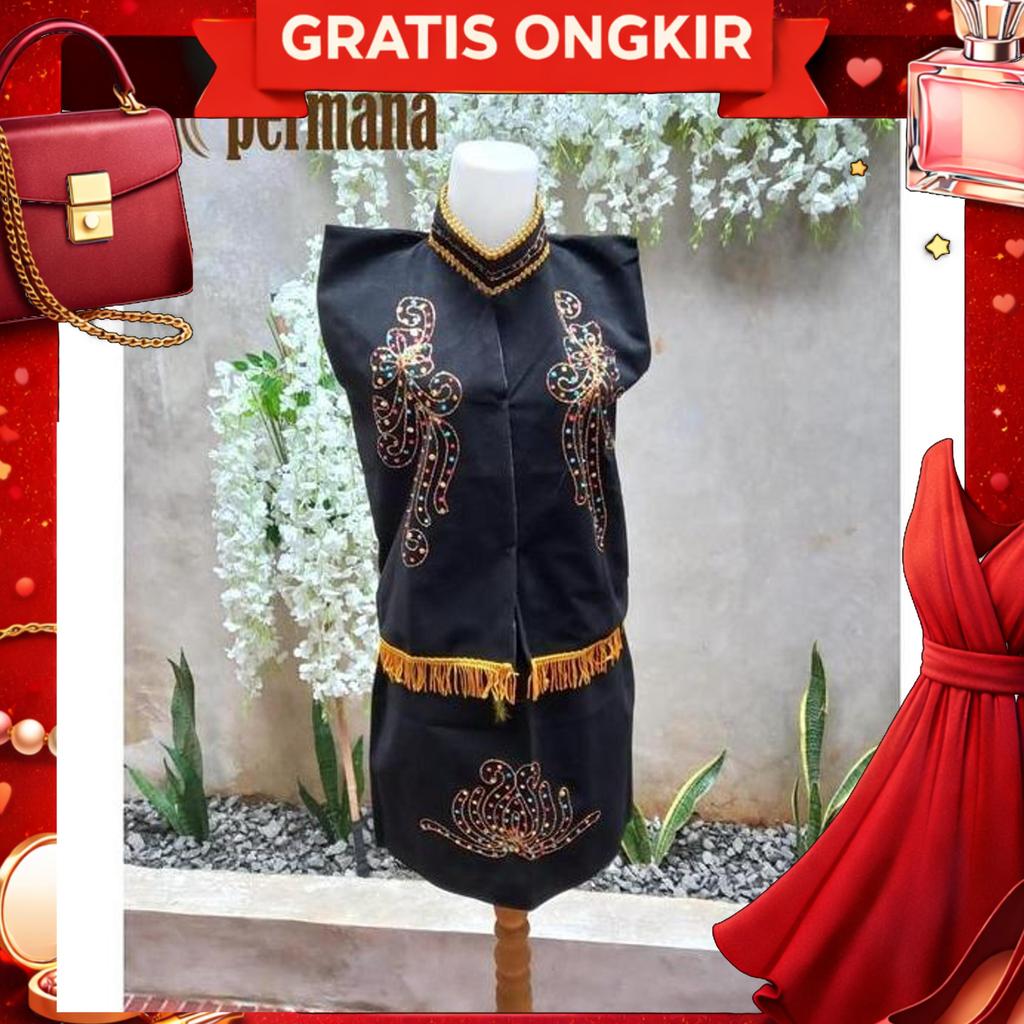 Baju Adat Dayak Kalimantan Barat Untuk Dewasa