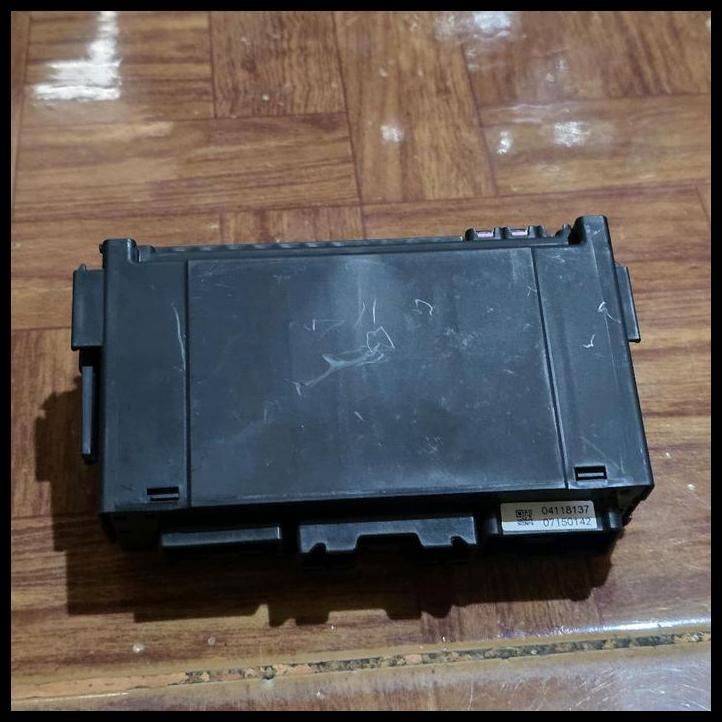 TERLARIS RELAY INTEGRASI RELAY PUSAT RELAY FUSE BOX HONDA  JAZZ RS MOBILIO BRIO HRV ASLI 