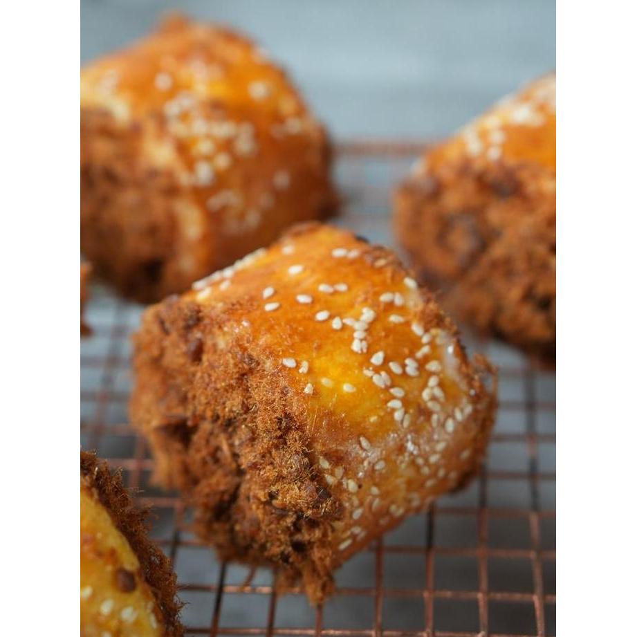 Foodbig- [Promo] Roti Abon Gulung Orilla Bakery 8 Pcs Abon Sapi Premium & Full Butter Wisjman Asli F