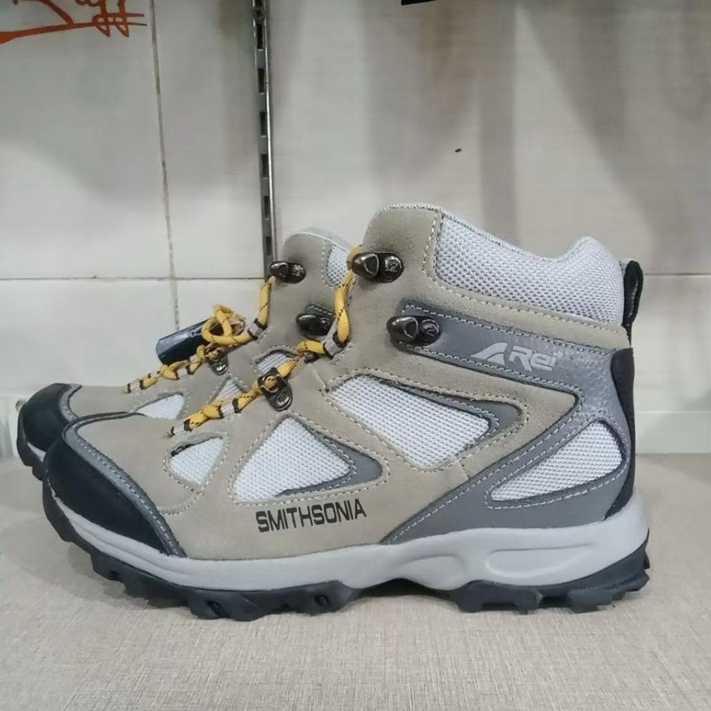 super deal sepatu gunung wanita arei smithsonia shoes - sepatu hiking woman series arei outdoorgear