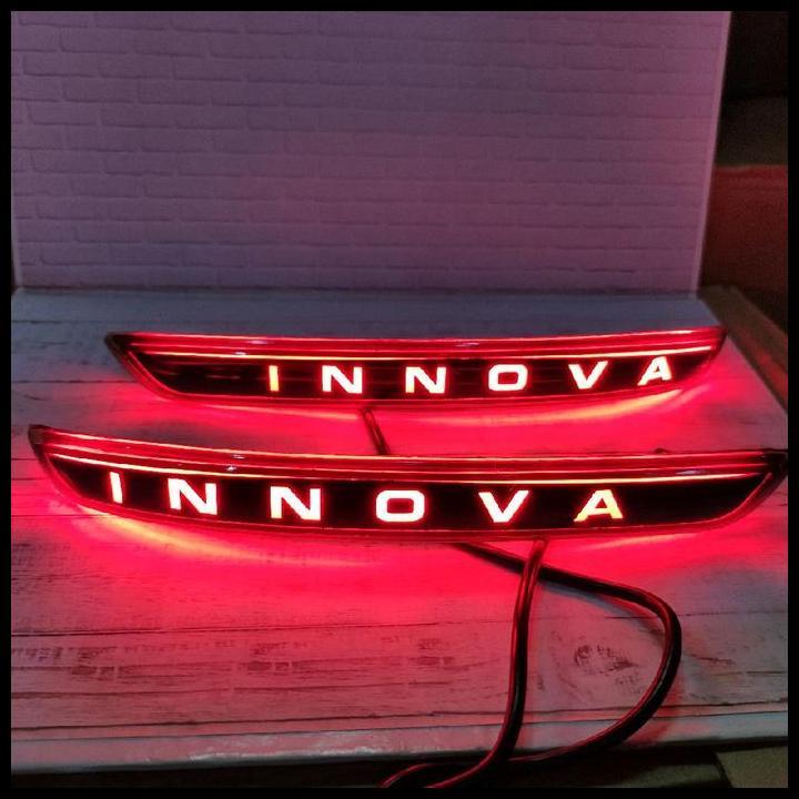 TERMURAH LAMPU REFLEKTOR BUMPER BELAKANG TOYOTA INNOVA REBORN 2016 TULISAN INNOVA-SMOKE