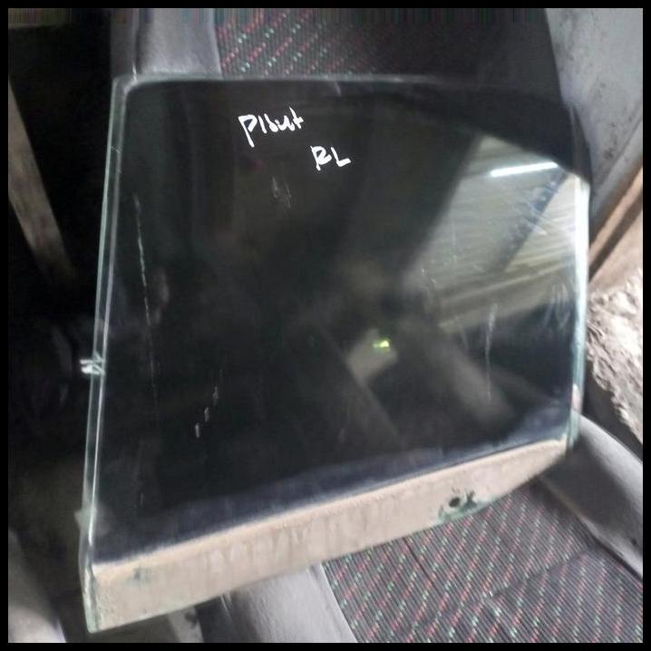 DISKON KACA PINTU BELAKANG KIRI PEUGEOT 306 