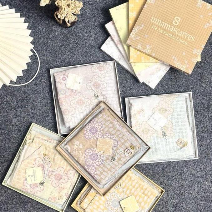 UMAMA SCARVES BOX / HIJAB MOTIF UMAMA / JILBAB UMAMA MOTIF with BOX LAT