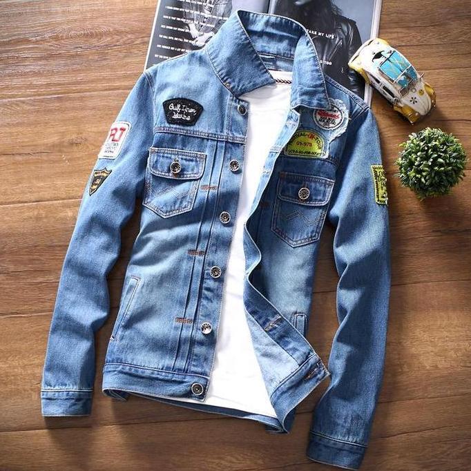 DS248 >> Jaket Jeans Pria Model Tempel Full Bordiran Bahan Denim Leher Kerah Tinggi