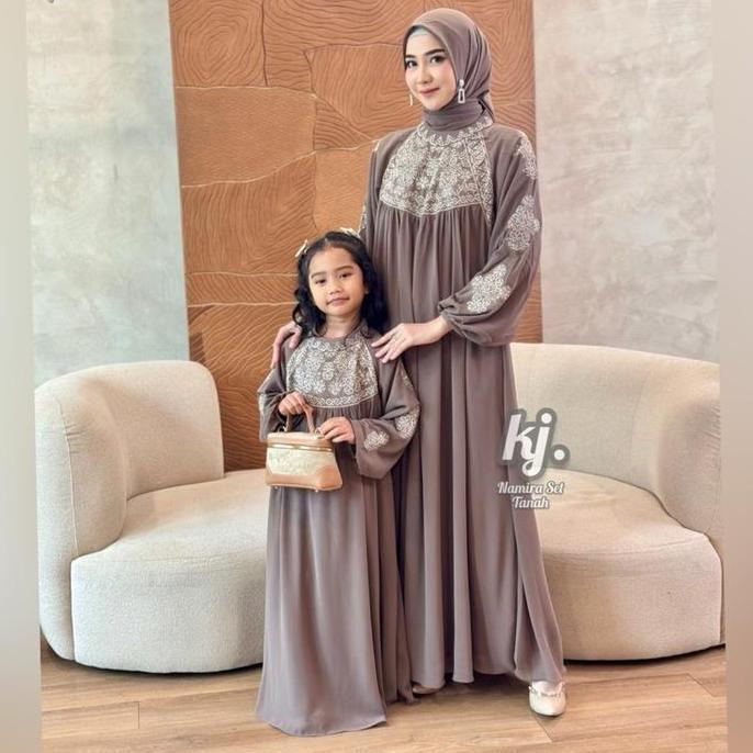 Khadijah Mode - Gamis Namira Set Hijab Bordir Ceruti Babydoll Grade A Lembut Nyaman Mewah untuk Wani
