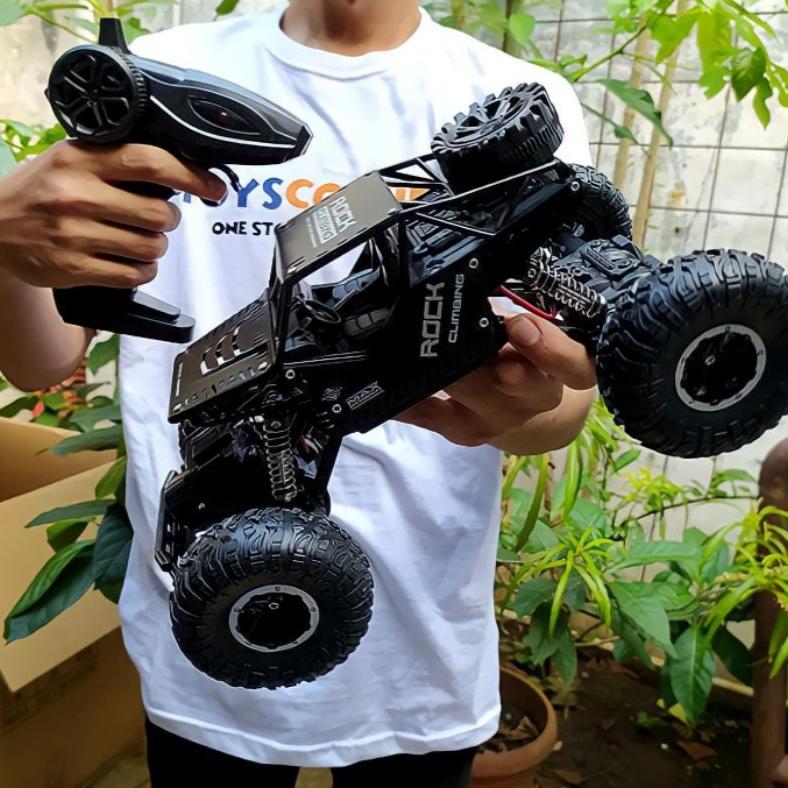 LARISS Mainan Mobil Remote Control Besar OffRoad 4 WD Body Metal Mobil Remot Kontrol Murah