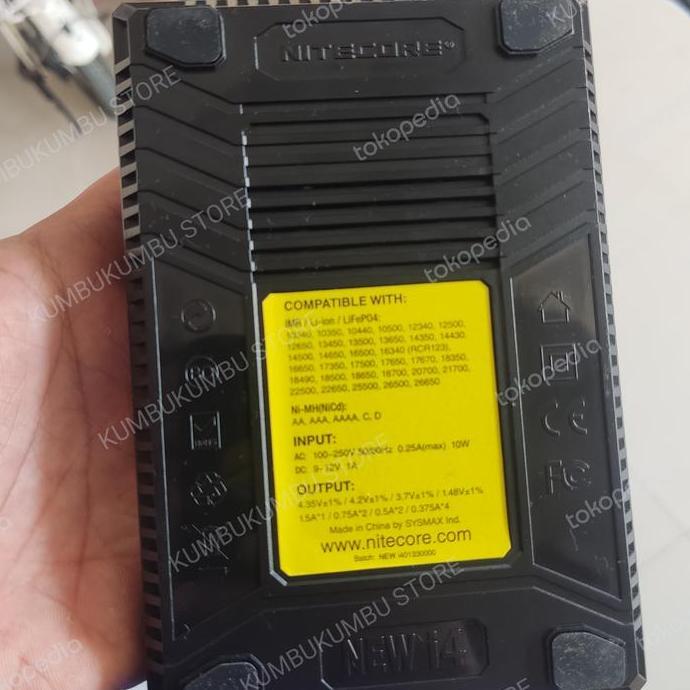 Charger Nitecore I4 New Untested Second