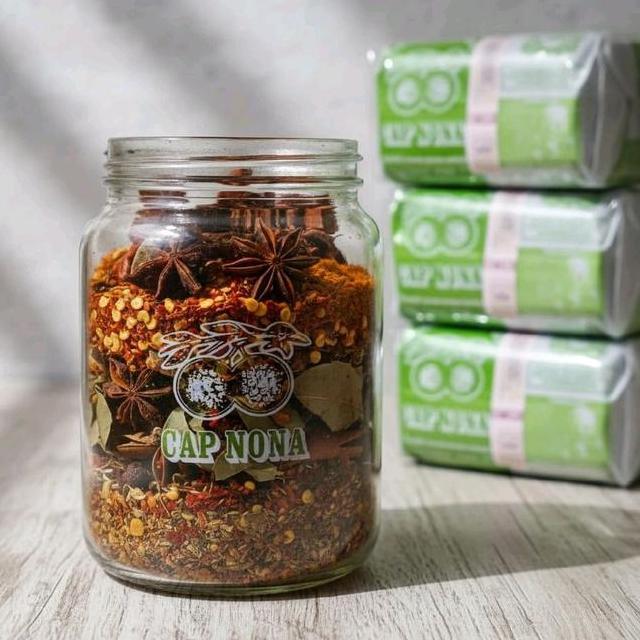 Bumbu Rempah Cap Nona Hijau 1 Pak Isi 5 Pcs Spices