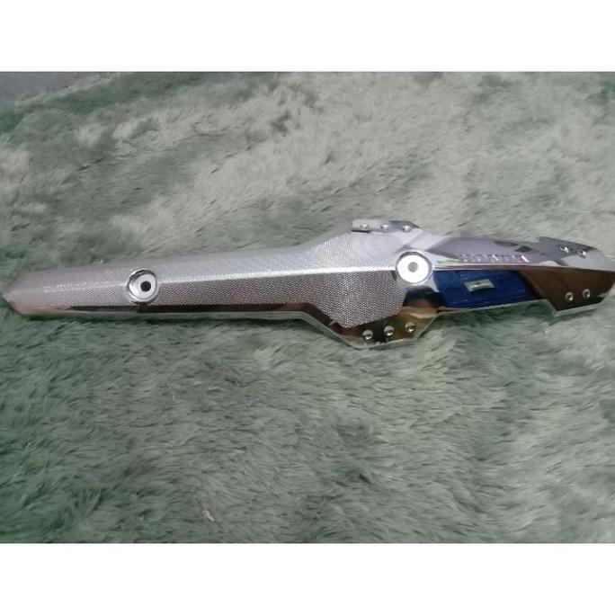 GARNISH KNALPOT HONDA VARIO 125 OLD KZR