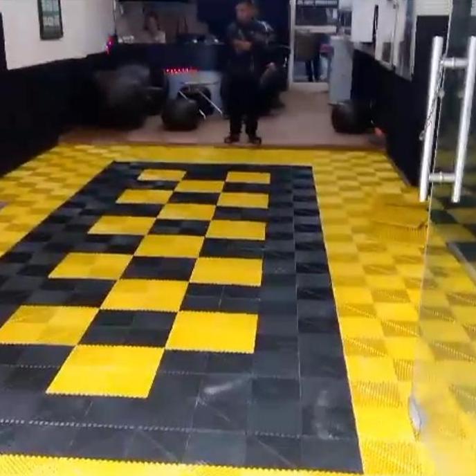 Modular Floor Lantai Workshop Detailing