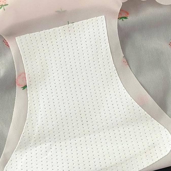 Celana Dalam Wanita Anti Gerah Semi Transparan Seamless CD Lembut Tanpa Jahitan Anti Nyeplak CD-890