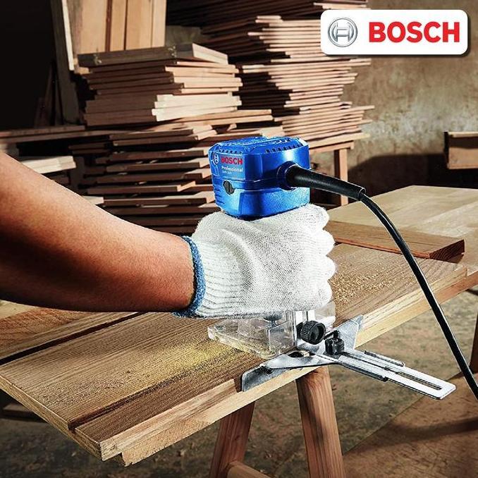 GKF 550 BOSCH Router 1/4" / Router Genggam BOSCH GKF550 Mesin Router