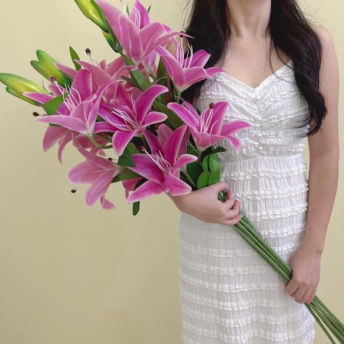 Bunga Lily Latex Besar Jumbo 4 Cabang Bunga Hias Premium Tangkai 108cm
