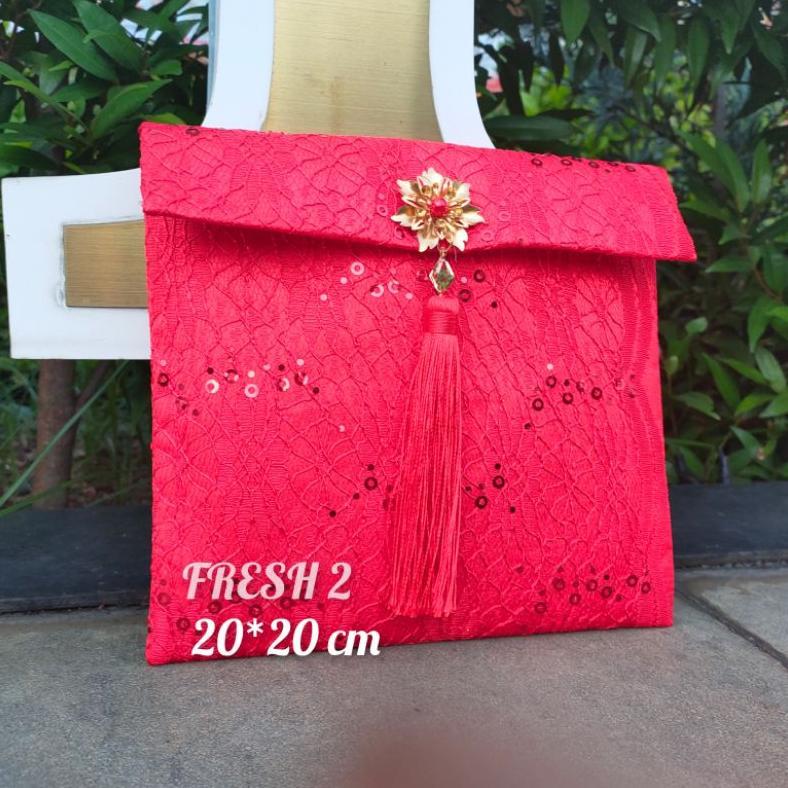 angpao imlek kain merah / angpao imlek kain /