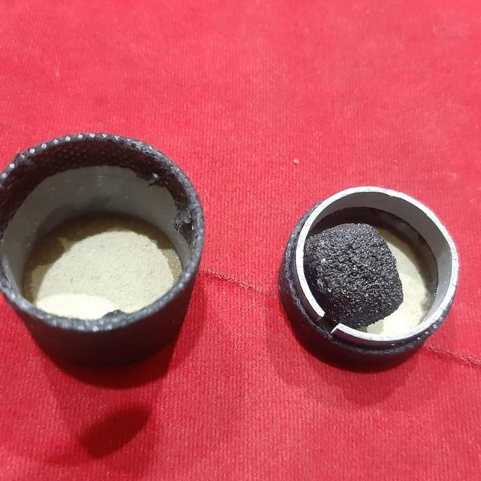 Barang Antik Batu Getar Cahaya