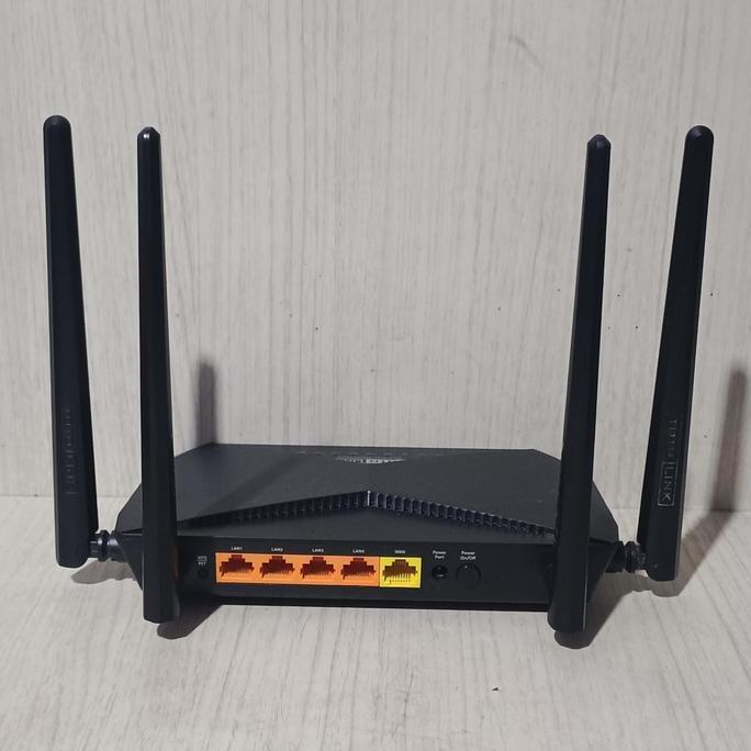TOTOLINK A3002R AC1200 Wireless Dual Band Gigabit Router