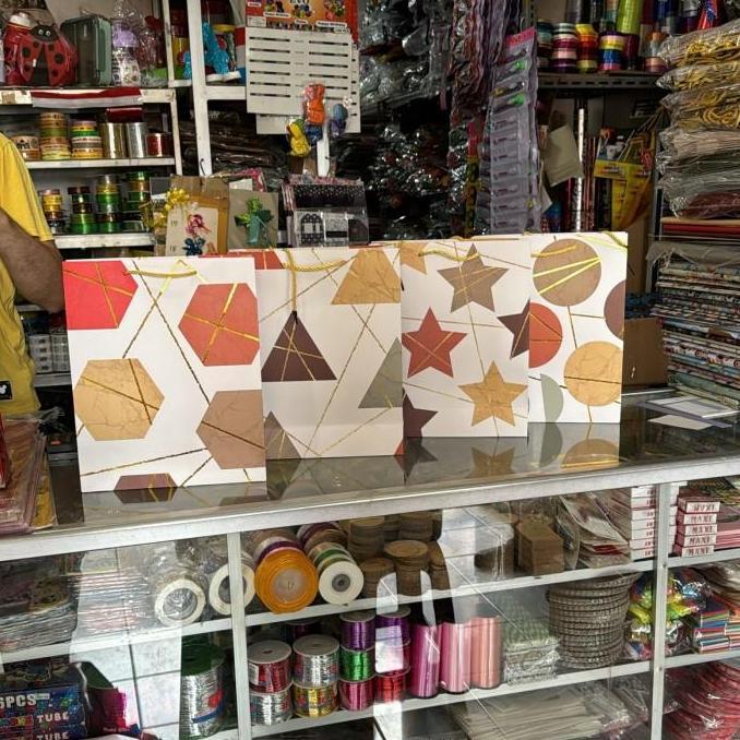 Paper Bag Fancy, Goodie Bag M 26 x 32 x 10cm, Kantong Kertas Import