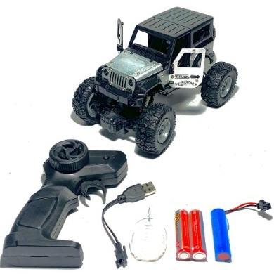 HOT DEALS Mobil JEEP Remote Control RC Offroad 1:20 Anti Air dengan Efek Asap, Lampu LED & Ban Karet