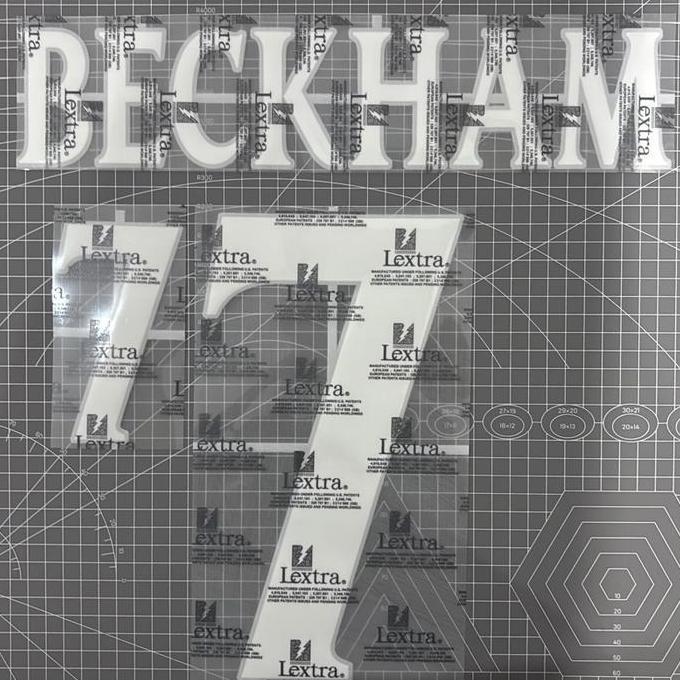 BEBAS ONGKIR - Nameset remake hk england away 99/04 beckham velvet flock best quality