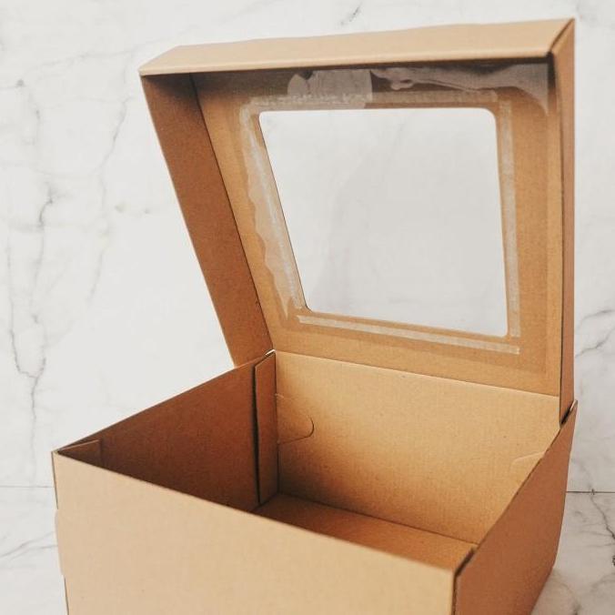 Dus Kue Corrugated Mika 22x22x12 cm