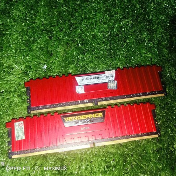 RAM CORSAIR DDR 4 vengeance LPX 4GB