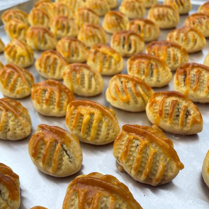 Kue Nastar Bentuk Daun Wisman Premium Toples 250gr 400gr 500gr isi Selai Nanas Enak dan Lembut Tanpa