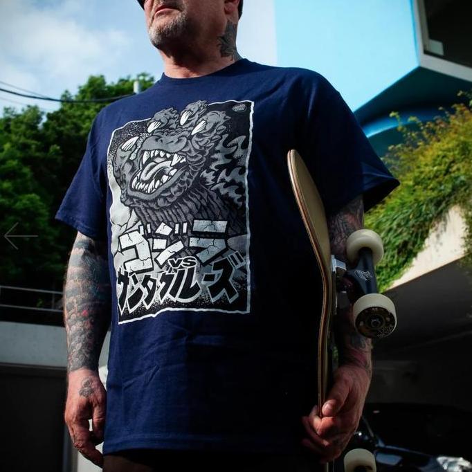 Tshirt Santa Cruz Gozilla Hand Front / Original Santa Cruz Tee Limited