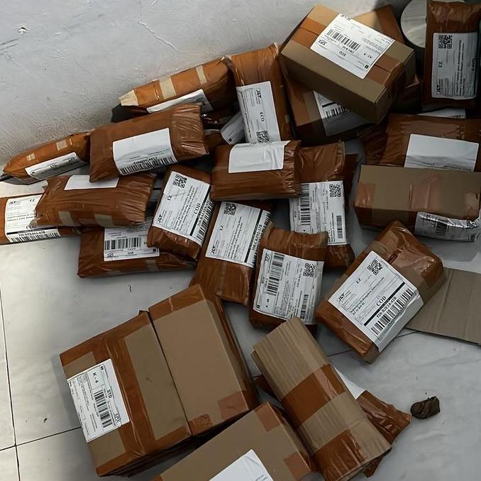 Larva tawon vespa untuk Gt lele dll 115 e Ikan Mancing