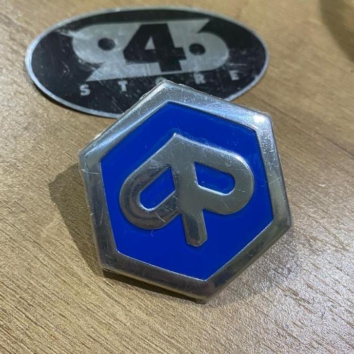 Promo Wheel Dop Plate Velg Depan Chung Piaggio MP3 / Cover Emblem Bodi Depan Liberty Original Diskon